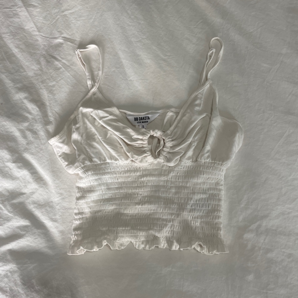 White cropped tank